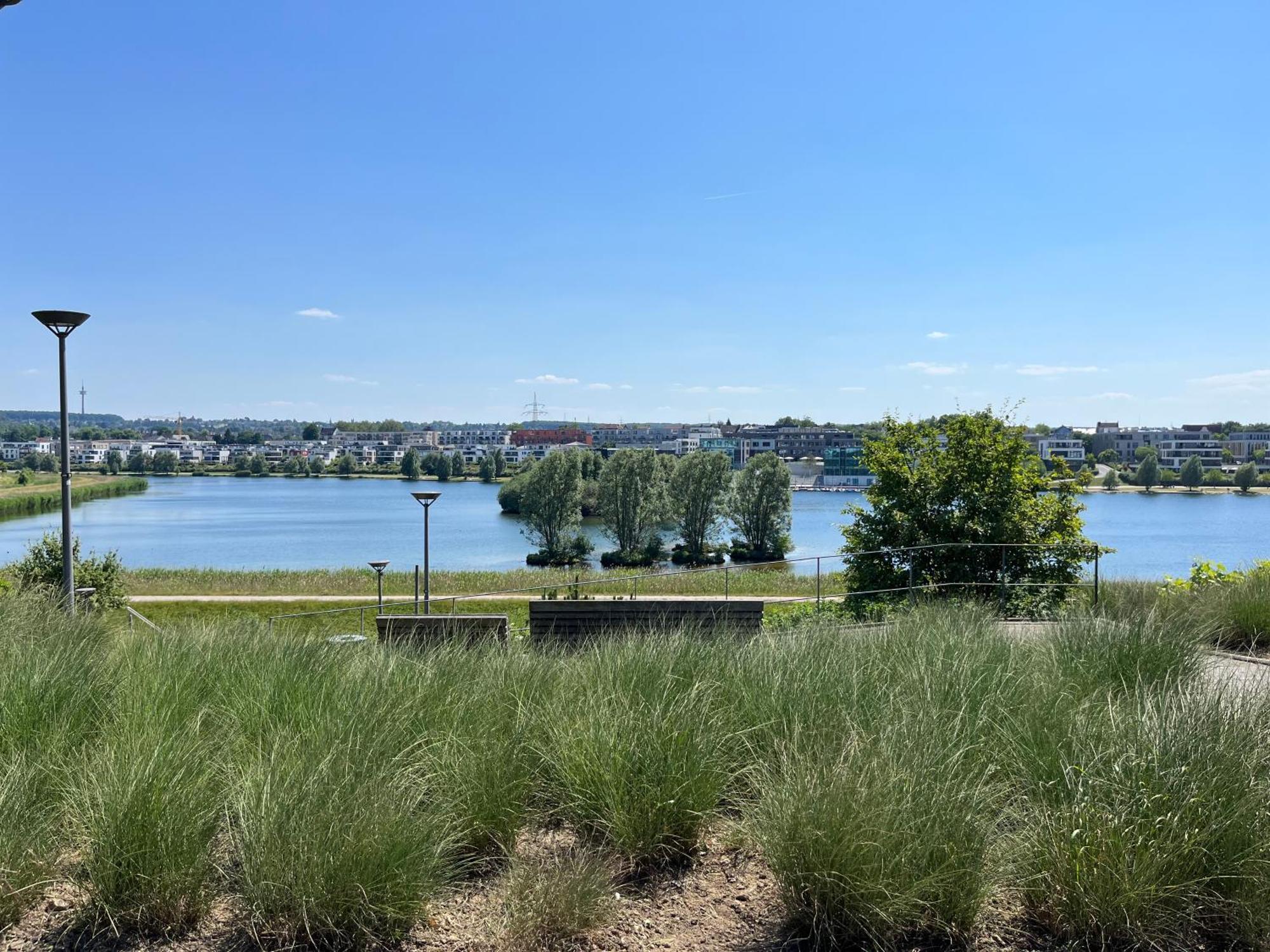 Haus Mit Panoramablick Auf Den Phoenixsee Дортмунд Екстериор снимка