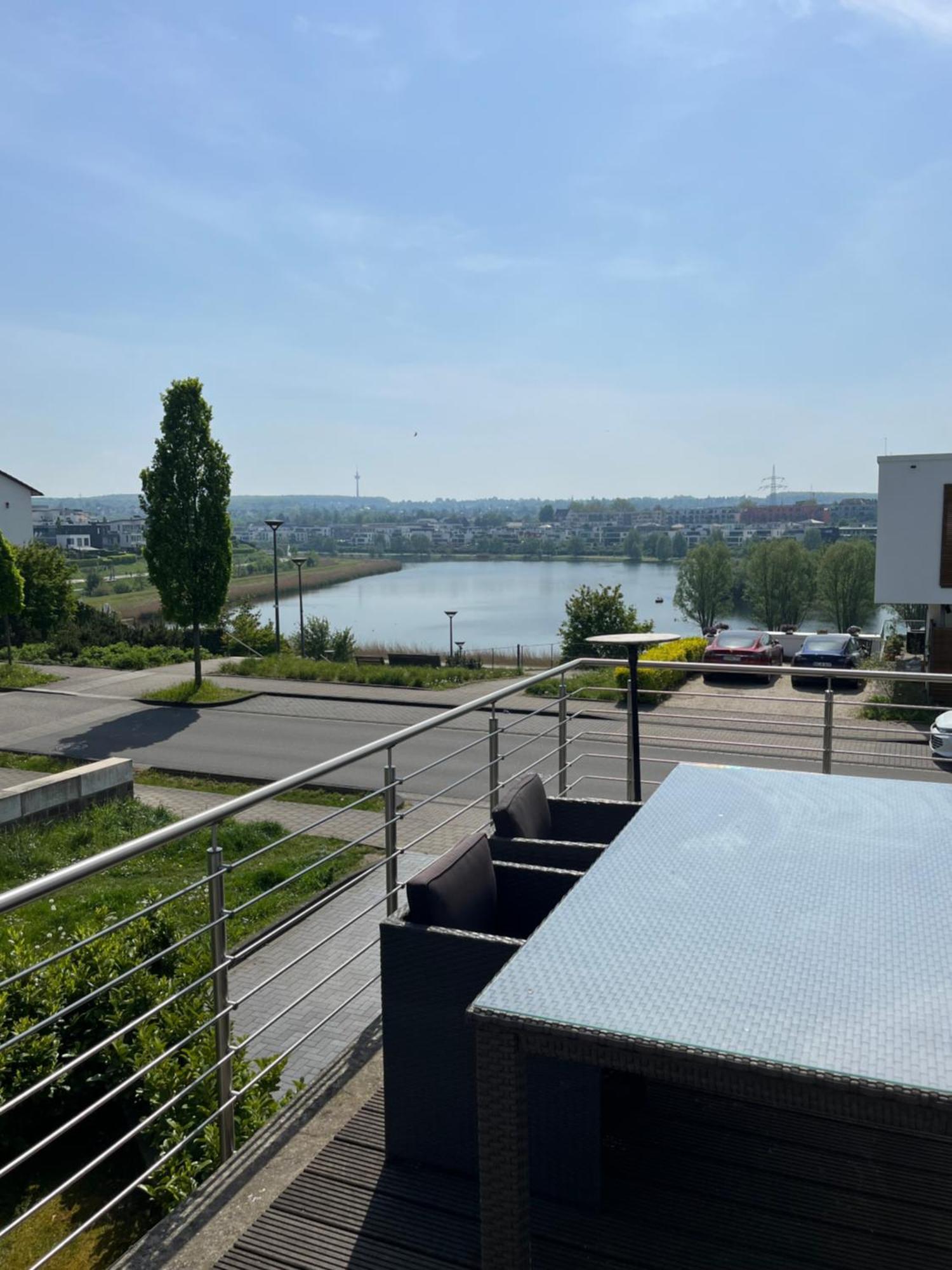 Haus Mit Panoramablick Auf Den Phoenixsee Дортмунд Екстериор снимка